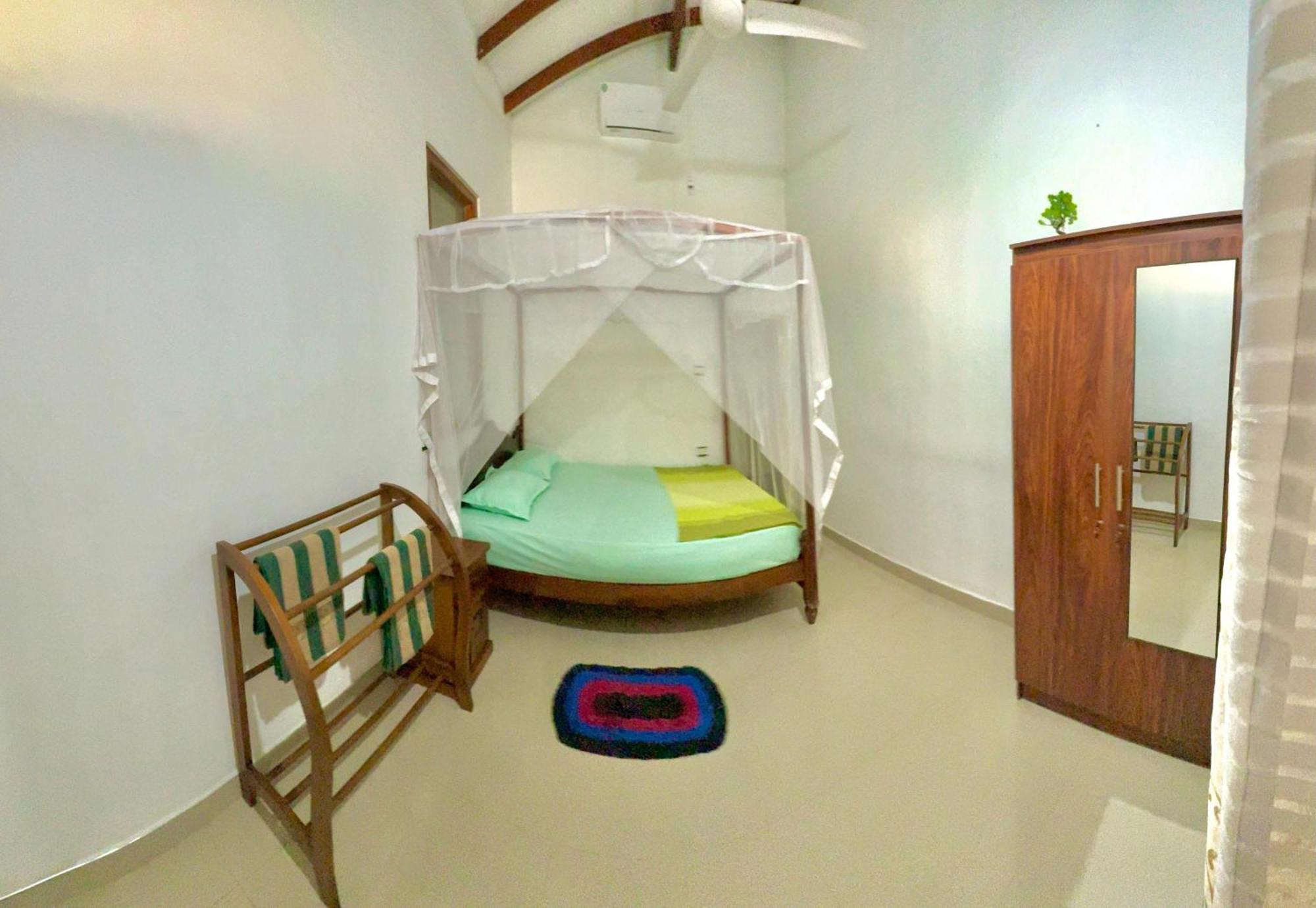 Nethmi Homestay & Restaurant Tangalle Esterno foto