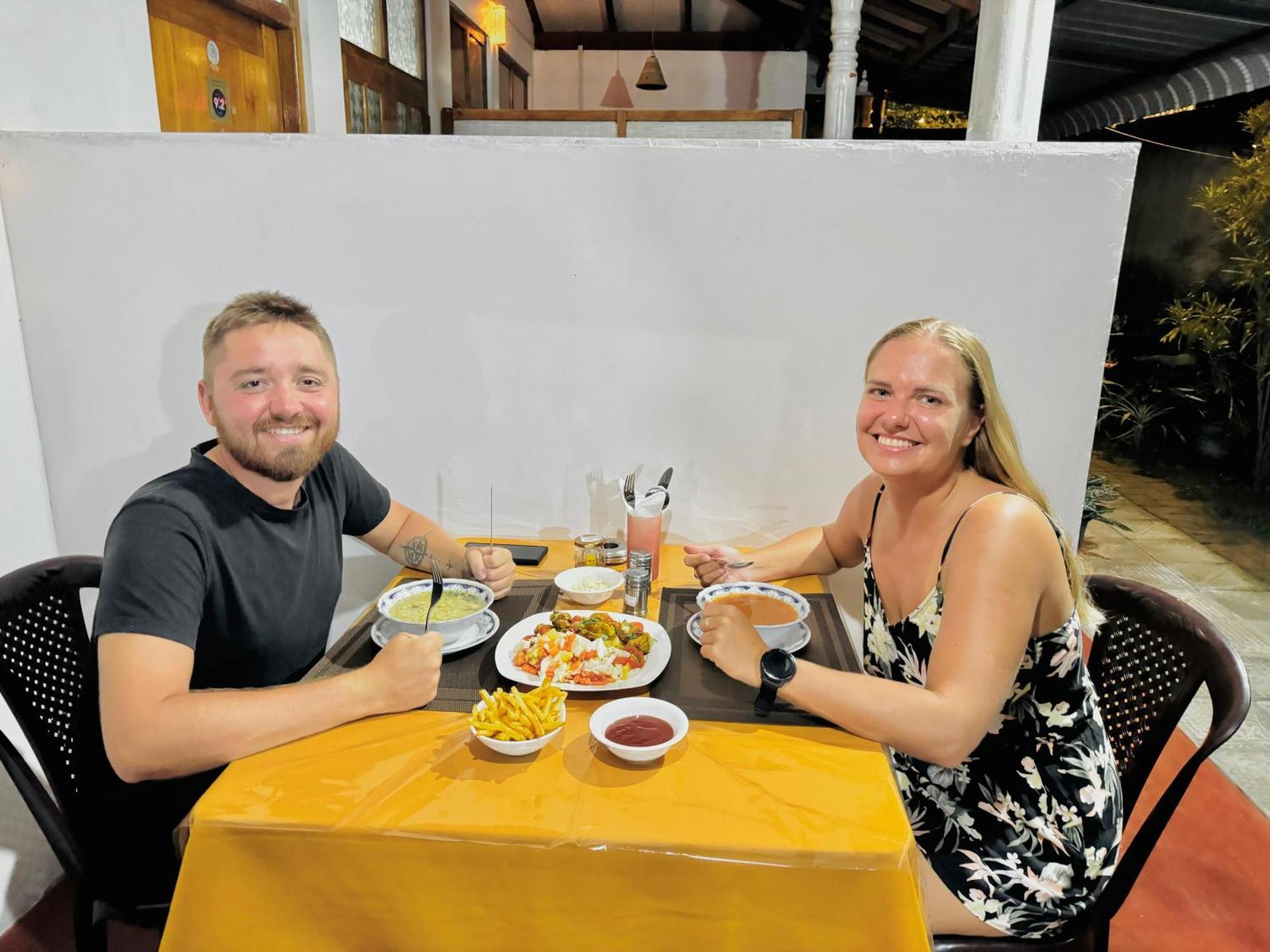 Nethmi Homestay & Restaurant Tangalle Esterno foto