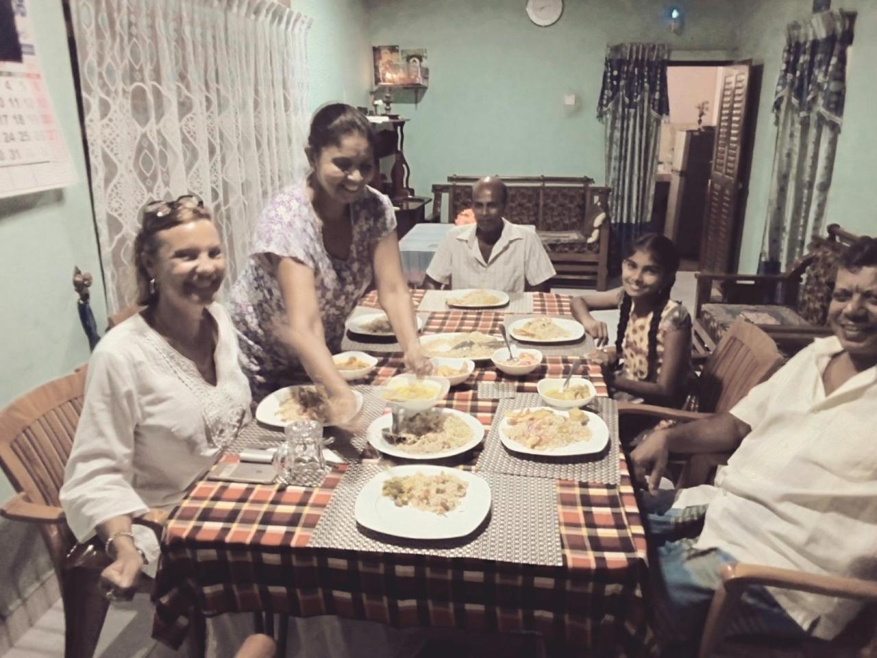 Nethmi Homestay & Restaurant Tangalle Esterno foto