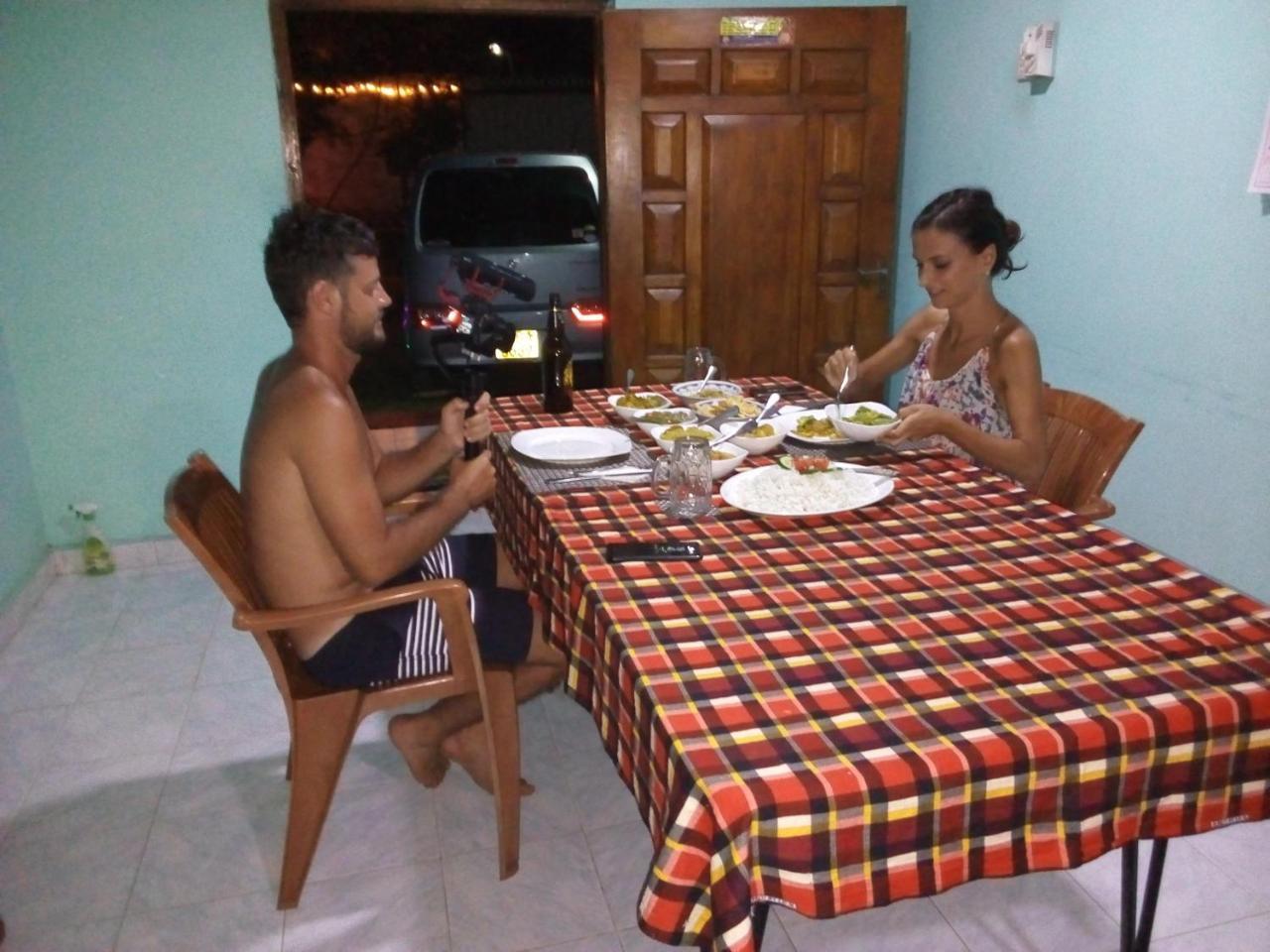 Nethmi Homestay & Restaurant Tangalle Esterno foto
